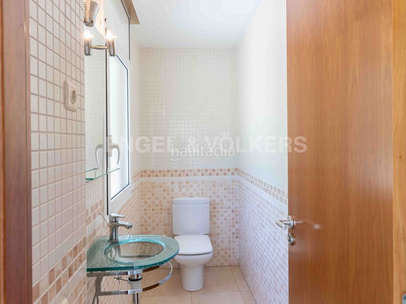 Foto 77d39495-a9ac-4e99-9437-c6279648bc37. Casa amb calefacció aparcament piscina a Victoria-Les Vil·les-Canyadell Arenys de Mar