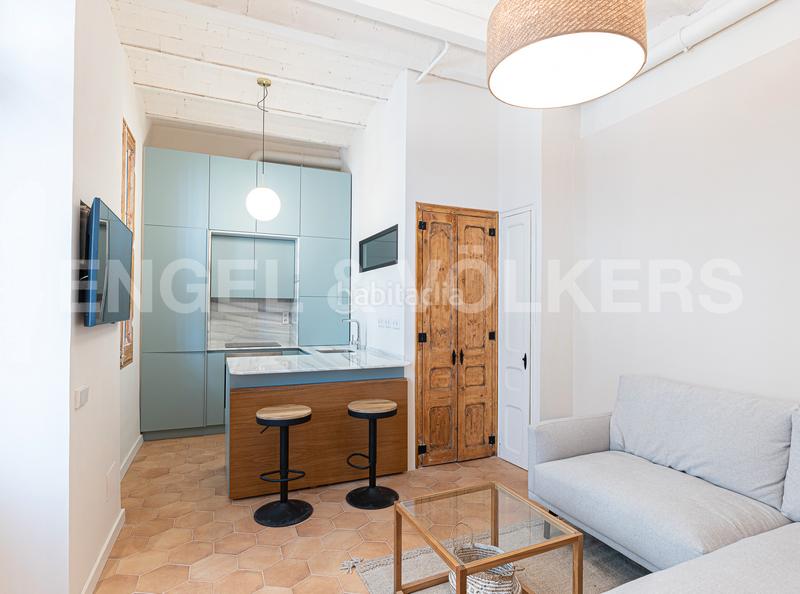 Foto bcdd3314-e7b9-45b6-b7c6-fa2538623c75. Apartamento encantadora planta baja en la Barceloneta en Barcelona