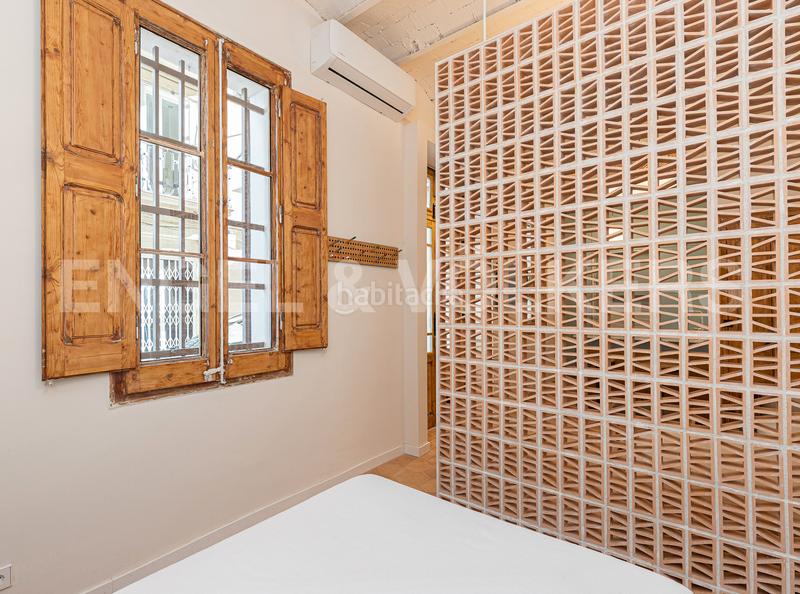 Foto c2c6b11f-4fe6-4941-ba31-cbdef995d909. Apartamento encantadora planta baja en la Barceloneta en Barcelona
