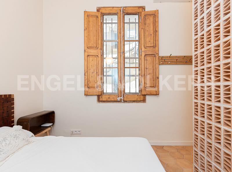 Foto c5171cf8-5c7b-4a68-9079-d42b7f0bda4b. Apartamento encantadora planta baja en la Barceloneta en Barcelona