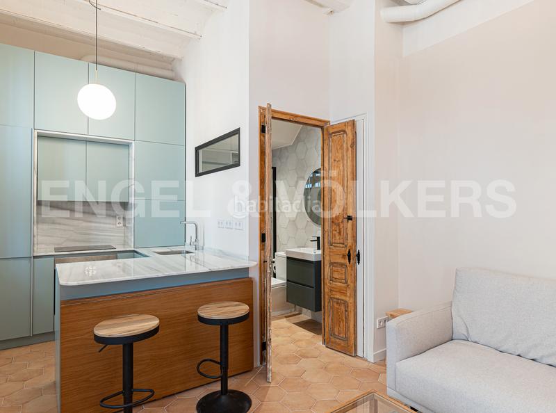 Foto f69cdc2d-d92b-479d-94ac-b100b7c69b96. Apartamento encantadora planta baja en la Barceloneta en Barcelona