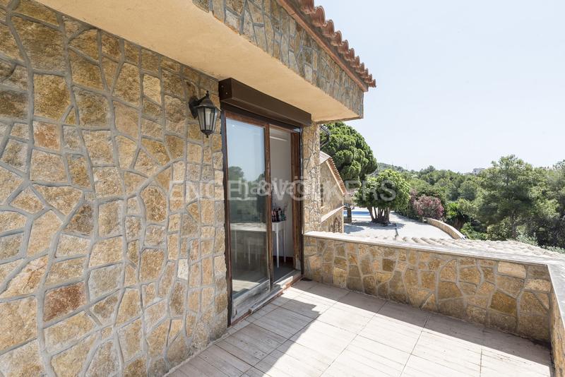 Foto 1bf4b172-f6da-450d-b451-db41263a570e. Casa encantadora villa con piscina en Centre Sitges