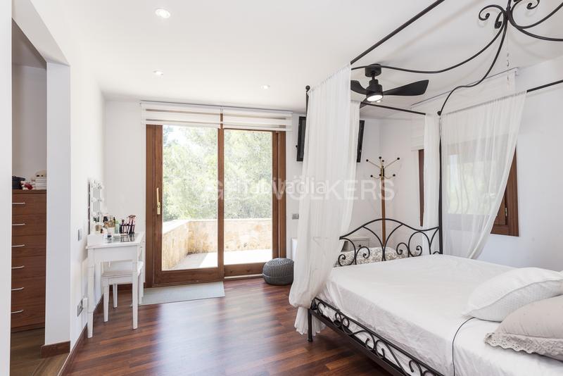 Foto bad9fdef-1d41-449e-9e0a-1a776aba8736. Casa encantadora villa con piscina en Centre Sitges