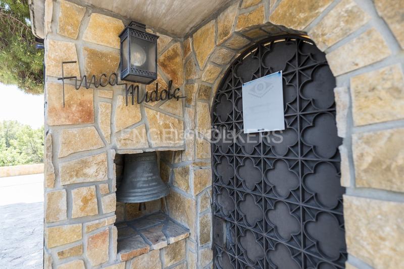 Foto bf0dd584-71dd-4574-9b67-9ee6ef646ad2. Casa encantadora villa con piscina en Centre Sitges