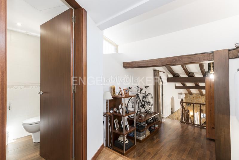 Foto f3578c95-19c2-4d26-98f1-7d6b374587e8. Casa encantadora villa con piscina en Centre Sitges