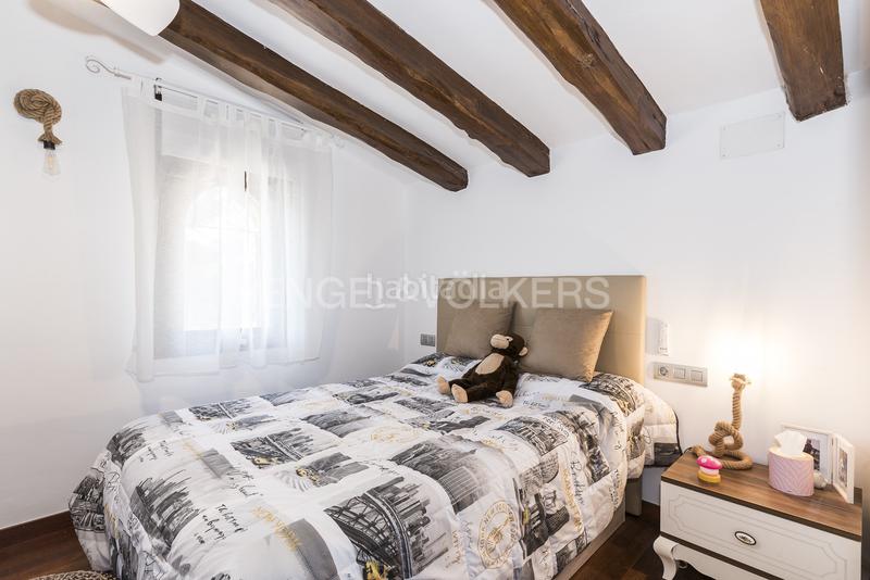 Foto f66dc123-d62b-4e05-81da-28b394b8b9f9. Casa encantadora villa con piscina en Centre Sitges