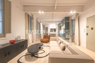 Apartament  Carrer dels mercaders. Amplio piso reformado en el born