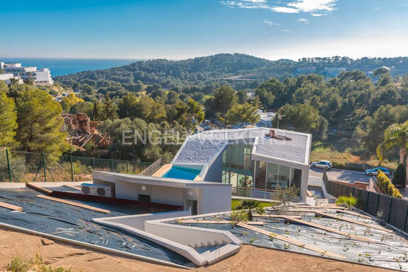 Foto 37afce29-90e6-4fab-ad7c-abcdce7cdfee. Casa exclusiva casa de diseño en can girona en Can Girona - Terramar - Vinyet Sitges