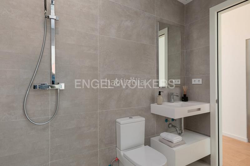 Foto a0d11ea2-abe5-4eb7-ba95-4deb97b7fb47. Casa exclusiva casa de diseño en can girona en Can Girona - Terramar - Vinyet Sitges