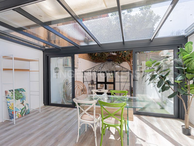 Foto be7806ed-89ae-48f6-b78d-effc10966a16. Pis amb piscina a L´Antiga Esquerra de l´Eixample Barcelona