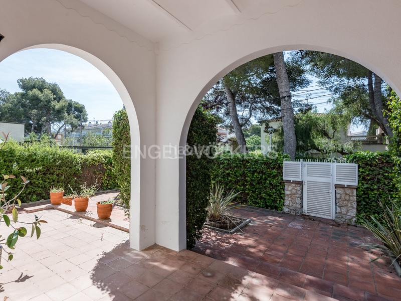 Foto 2bdb992f-1045-4a91-ad81-9584865b08e9. Casa con riscaldamento parcheggio in Can Girona - Terramar - Vinyet Sitges