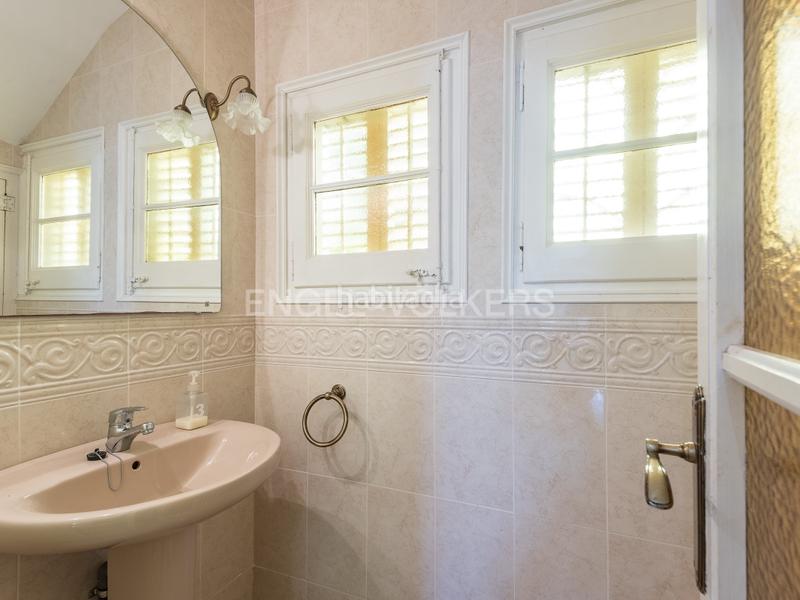 Foto dd662814-8f2e-4ede-bd93-3f77bd0398b9. Casa con riscaldamento parcheggio in Can Girona - Terramar - Vinyet Sitges