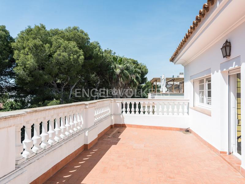 Foto dfacf6c8-4db0-4769-8274-0d2b7f2627cc. Casa con riscaldamento parcheggio in Can Girona - Terramar - Vinyet Sitges