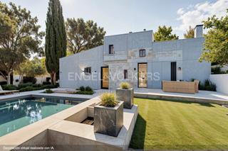 Maison à Les Botigues. Casa estilo masía  en la costa de castelldefels.