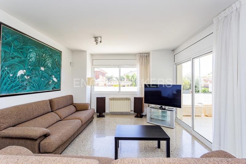 Foto 0b5a3d44-b9bf-4e09-b11e-ecc23adaab5a. Casa amb calefacció aparcament piscina a Mas Mel Calafell