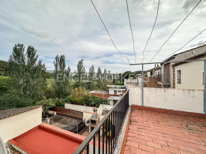 Foto 3224d6cf-66a9-4f3a-b6ef-43032d8a24c2. Haus mit heizung parking in Sant Sadurní d´Anoia