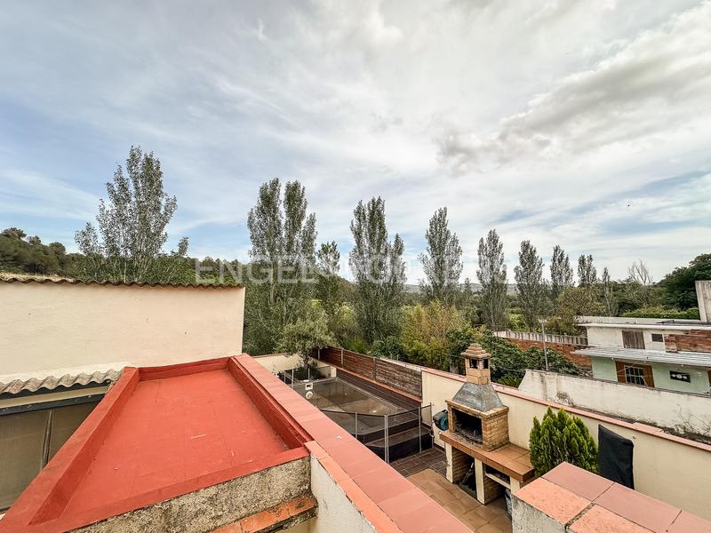 Foto 735433c6-3f26-4e27-a356-070c64e96841. Haus mit heizung parking in Sant Sadurní d´Anoia