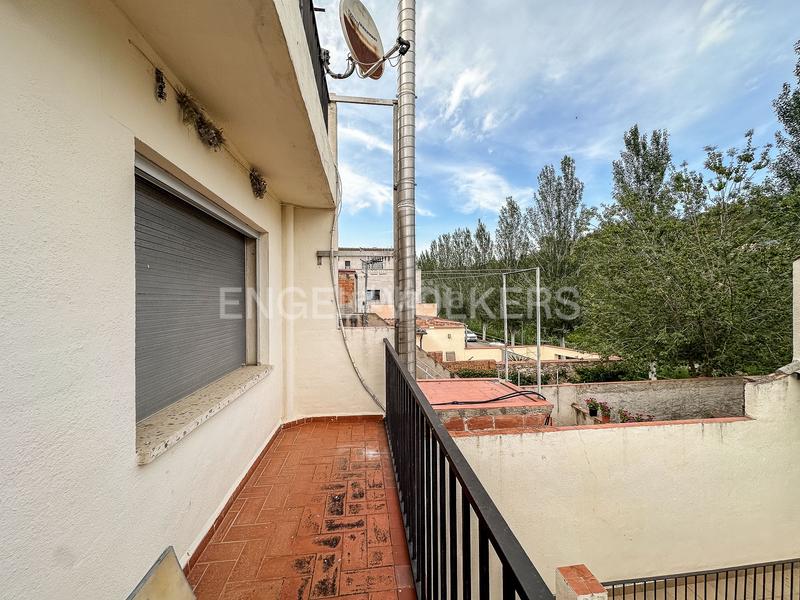 Foto b272d77c-7304-423b-adfc-199007faa356. Haus mit heizung parking in Sant Sadurní d´Anoia