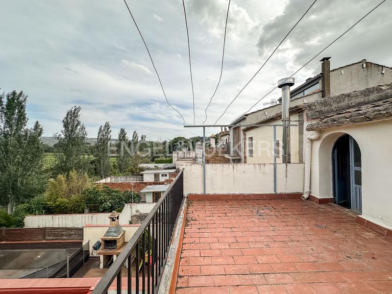 Foto beec5c06-3ad3-4746-a50c-0d21d02f83f5. Haus mit heizung parking in Sant Sadurní d´Anoia