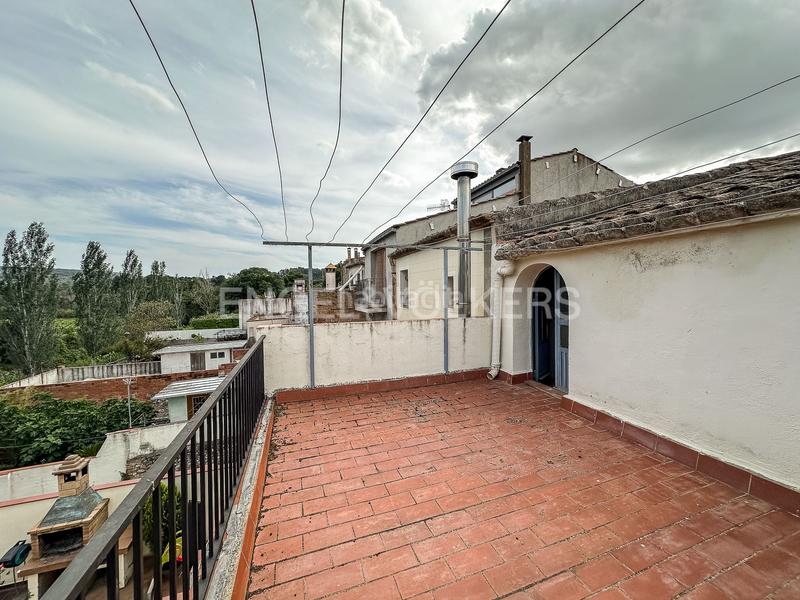 Foto ef9f0629-9068-488e-9b3c-49e25a546d4d. Haus mit heizung parking in Sant Sadurní d´Anoia