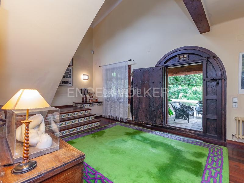 Foto 3b705fe2-88d7-4869-abb2-99dc9d89d917. Casa con riscaldamento parcheggio piscina in Vilanova del Vallès