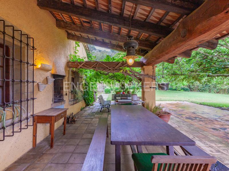 Foto 3f4de77a-40b9-4dfd-82be-9e388ab97439. Casa con riscaldamento parcheggio piscina in Vilanova del Vallès