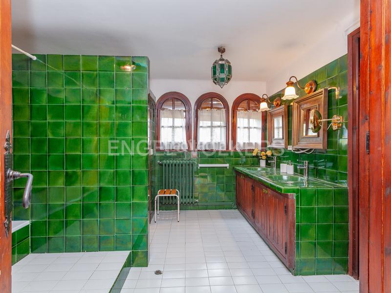 Foto 564fc7cf-1a4c-4b32-a854-df2c9fa99815. Casa con riscaldamento parcheggio piscina in Vilanova del Vallès