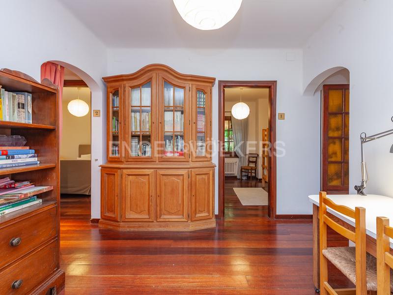 Foto 94ecfcc1-b3a4-4931-a2b2-36fed524eccc. Casa con riscaldamento parcheggio piscina in Vilanova del Vallès