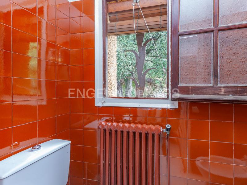 Foto b60d8d34-ded1-4725-9888-3992a114653e. Casa con riscaldamento parcheggio piscina in Vilanova del Vallès