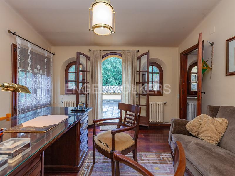 Foto ba19c4bc-23df-47e3-80d8-d9ed2d0a752a. Casa con riscaldamento parcheggio piscina in Vilanova del Vallès