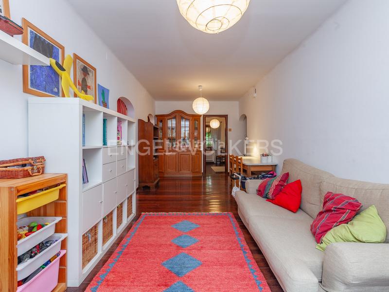 Foto c3381fcb-bd92-4da1-bd29-52506f14a44d. Casa con riscaldamento parcheggio piscina in Vilanova del Vallès