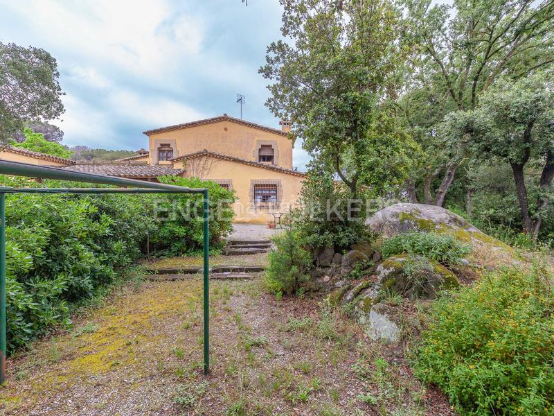 Foto d4bbf0c1-faca-41ff-a966-a0f4db44743b. Casa con riscaldamento parcheggio piscina in Vilanova del Vallès