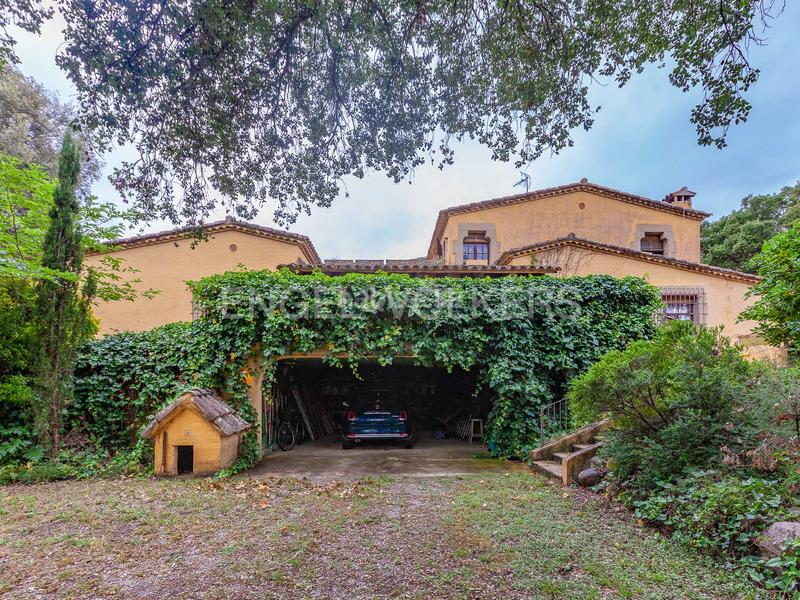 Foto e6db4c8c-154c-4436-b9e7-0a6b488ee15a. Casa con riscaldamento parcheggio piscina in Vilanova del Vallès