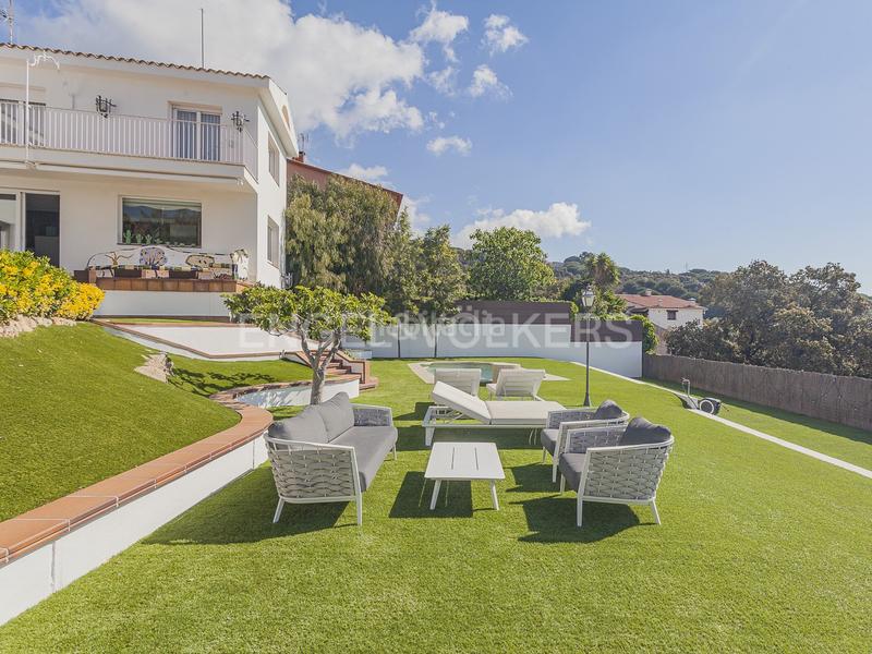 Foto 00f31cd2-2d79-4945-a4b4-faa7cbb17a1e. Casa con riscaldamento parcheggio piscina in Urbanitzacions Mataró