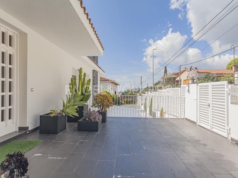 Foto 20472313-7d0a-4012-aea4-cd70125b6f55. Casa con riscaldamento parcheggio piscina in Urbanitzacions Mataró