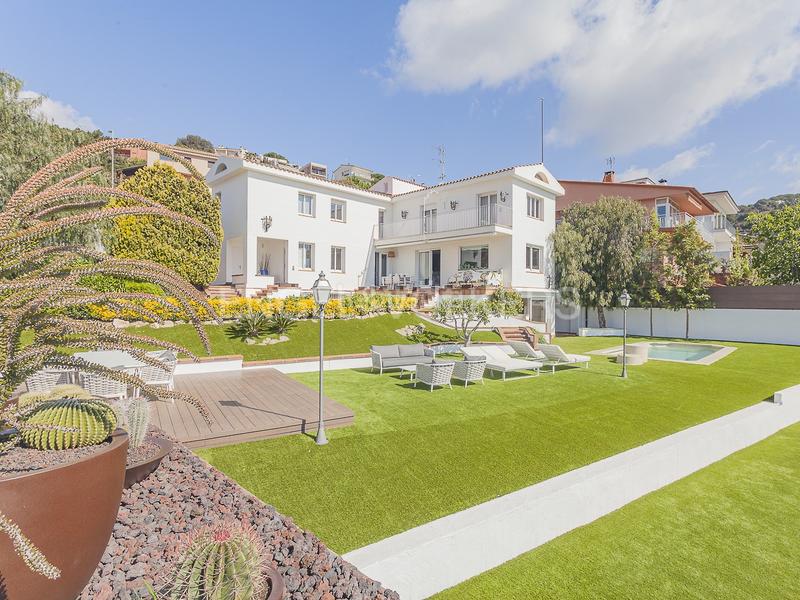 Foto 3f9ad90c-3344-449e-85de-acd5ebfcdeb9. Casa con riscaldamento parcheggio piscina in Urbanitzacions Mataró