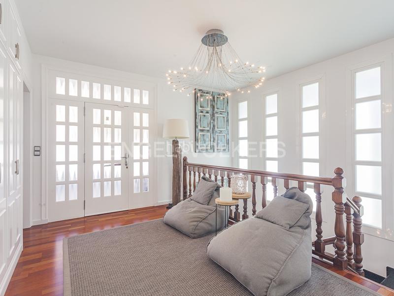 Foto 5b64c902-bfd3-4733-b7f3-558c224e5662. Casa con riscaldamento parcheggio piscina in Urbanitzacions Mataró