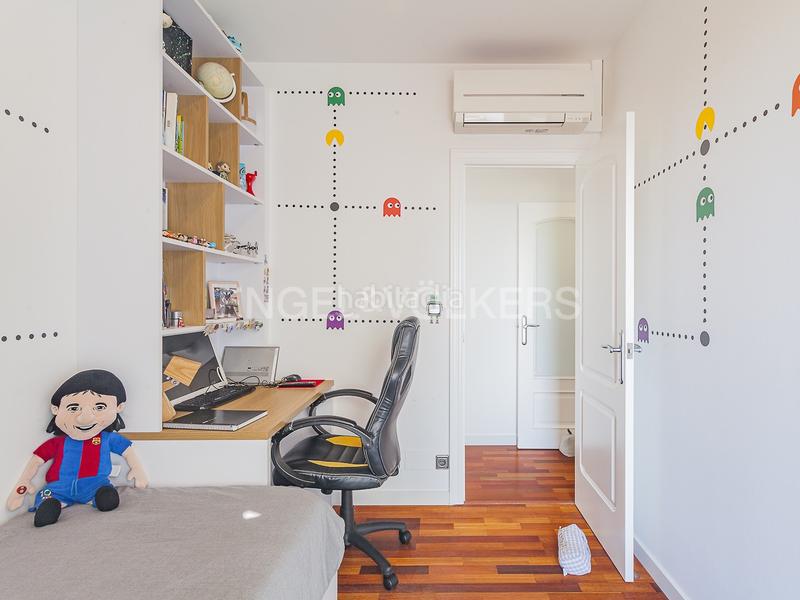 Foto 5d45c627-f049-4c9b-86e3-015b0442d65b. Casa con riscaldamento parcheggio piscina in Urbanitzacions Mataró