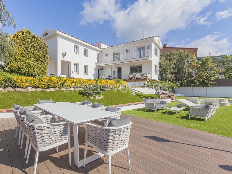 Foto 679f0345-0254-4180-a222-1b2c73a6eb1d. Casa con riscaldamento parcheggio piscina in Urbanitzacions Mataró