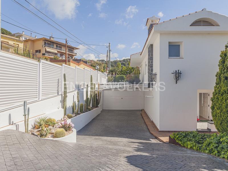 Foto 797532d1-a959-4965-a973-96df98c21200. Casa con riscaldamento parcheggio piscina in Urbanitzacions Mataró