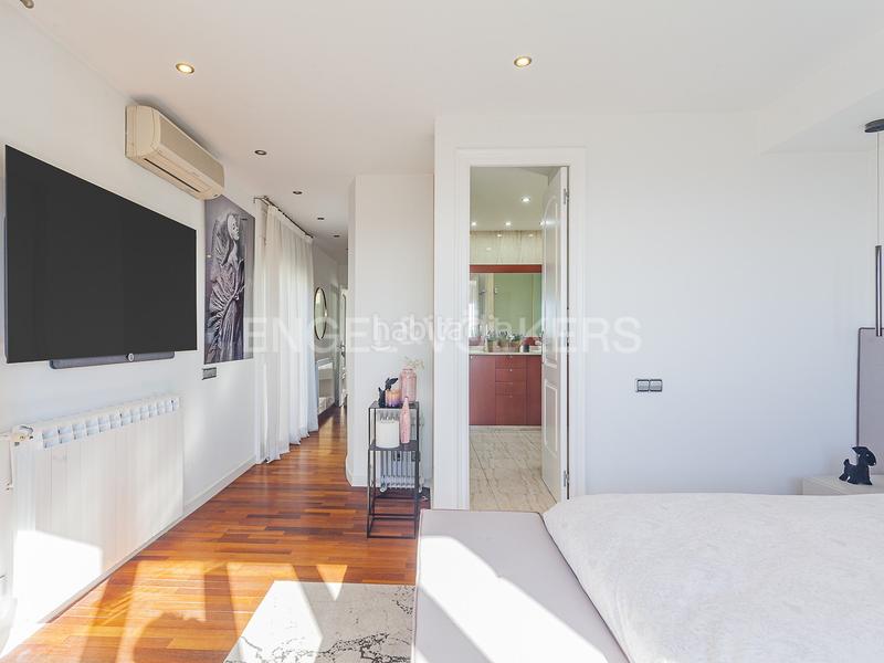 Foto 79aa88d5-6184-4a5a-8ee4-3381da93c24e. Casa con riscaldamento parcheggio piscina in Urbanitzacions Mataró