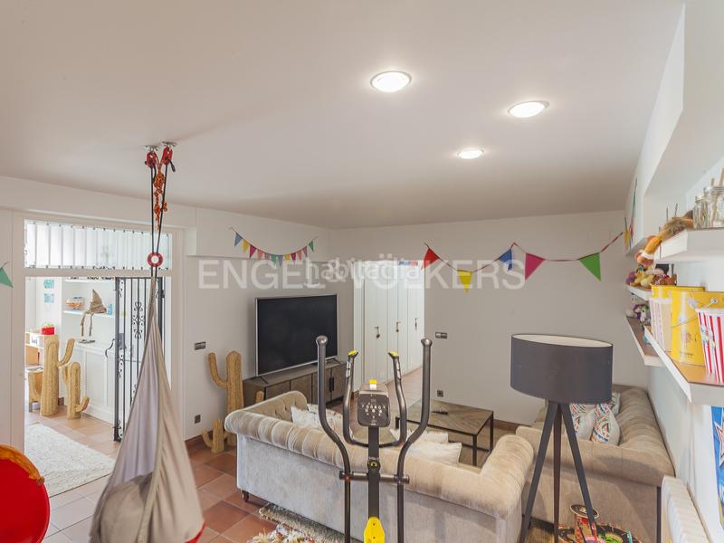 Foto 7b00a714-f09c-4528-a701-9274cf1a969d. Casa con riscaldamento parcheggio piscina in Urbanitzacions Mataró