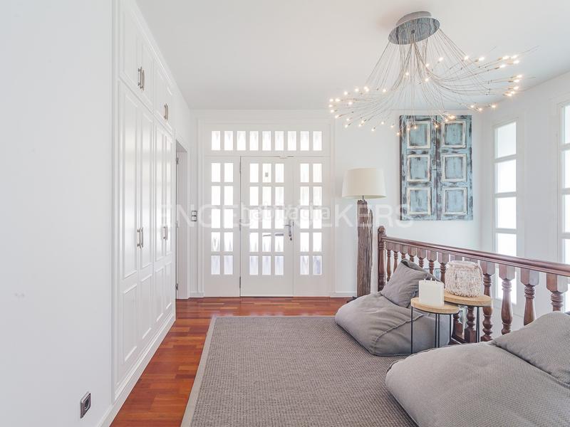 Foto 994966c9-d879-496e-914d-ced7f1eb7947. Casa con riscaldamento parcheggio piscina in Urbanitzacions Mataró