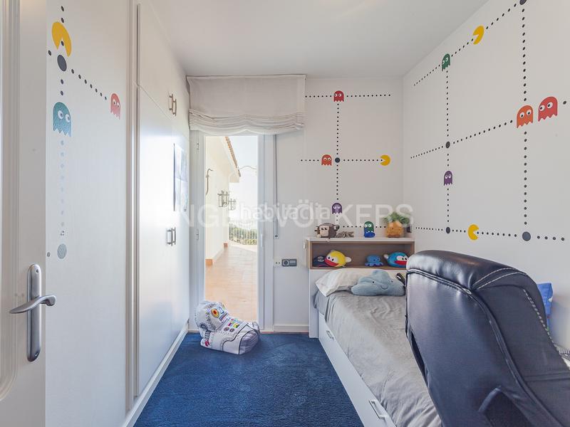 Foto b25382bb-8f9e-425f-a082-7eaf7b56af48. Casa con riscaldamento parcheggio piscina in Urbanitzacions Mataró