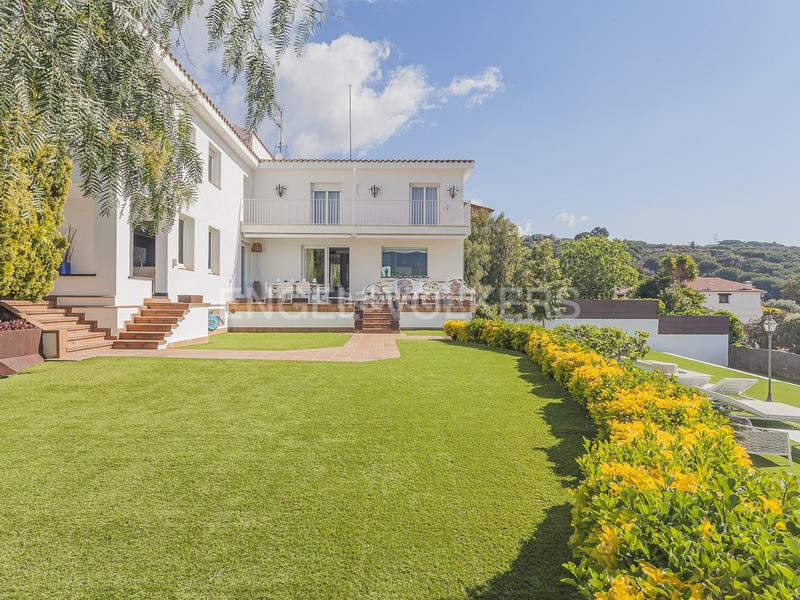 Foto ba99074c-9e47-41c5-9f73-11026cf4204a. Casa con riscaldamento parcheggio piscina in Urbanitzacions Mataró