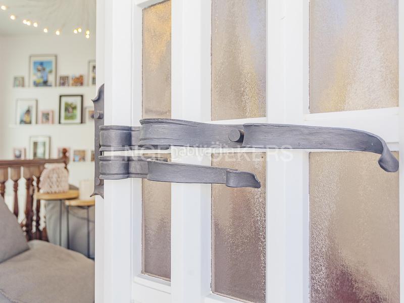 Foto c57ef27e-af21-41e2-a464-652e2d598124. Casa con riscaldamento parcheggio piscina in Urbanitzacions Mataró