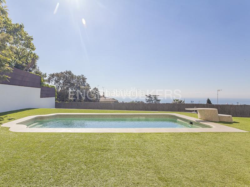 Foto d26d3136-54cf-4d64-ad5d-4b5de466f591. Casa con riscaldamento parcheggio piscina in Urbanitzacions Mataró