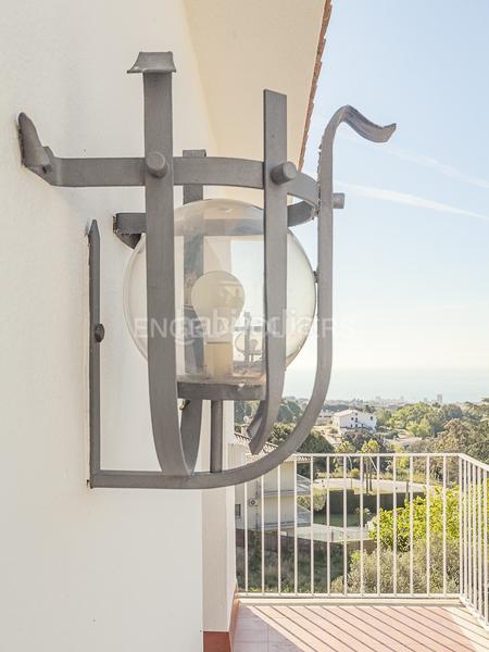 Foto d7364ce4-a1ad-4d91-918a-c6079c4ef971. Casa con riscaldamento parcheggio piscina in Urbanitzacions Mataró