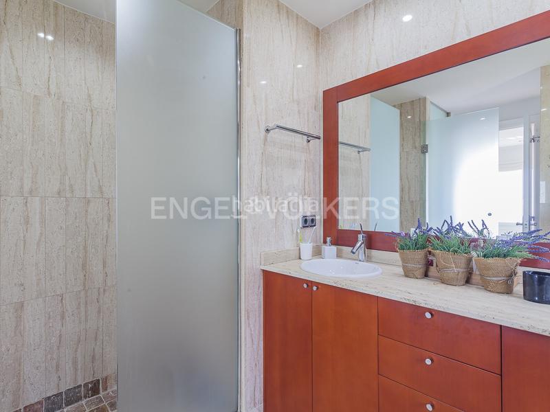 Foto d73b920b-9a1f-431f-a5a7-b160e677f2fa. Casa con riscaldamento parcheggio piscina in Urbanitzacions Mataró