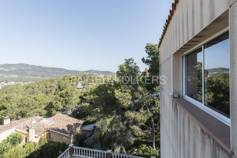 Foto 177a6286-1755-4396-b4be-6dd5f0027514. Maison avec chauffage parking piscine dans Canyelles